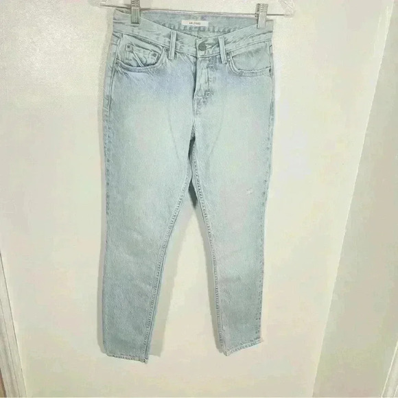 GRLFRND Yasmin Mid Rise Jeans Fame Wash Light Denim Preppy Academia Distressed - Picture 6 of 12